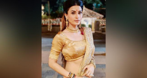 Bela confronts Poulomi on Naagin 3